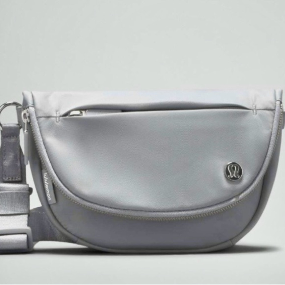 Lululemon All Night Festival Bag *Micro - Picture 4 of 9